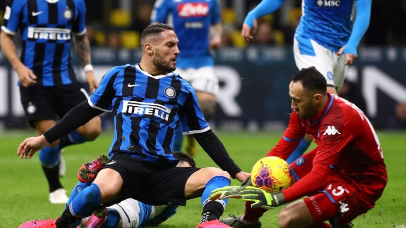 Napoli difesa, contropiede e cinismo: l’andata della semifinale va a Gattuso. L’Inter perde, rosica e s’inguaia il cammino in Coppa